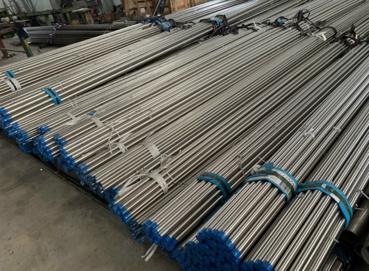 LÁP TRÒN ĐẶC 304- PHI 16|STAINLESS STEEL 304 ROUND BAR , Diameter 16mm