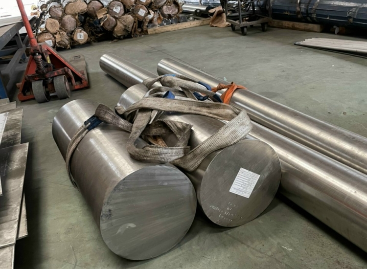 LÁP TRÒN ĐẶC 304- PHI 195|STAINLESS STEEL 304 ROUND BAR , Diameter 195mm