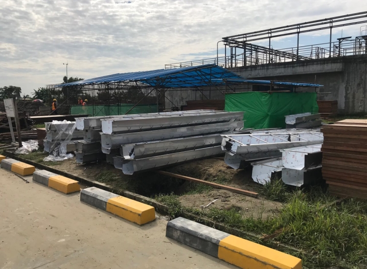 CHẾ TẠO SẢN PHẨM MÁNG THU NƯỚC GUTTER VÀ NẮP ĐẬY GRATING INOX DÀNH CHO CÁC NHÀ MÁY THỰC PHẨM , BIA , RƯỢU, NƯỚC GIẢI KHÁT