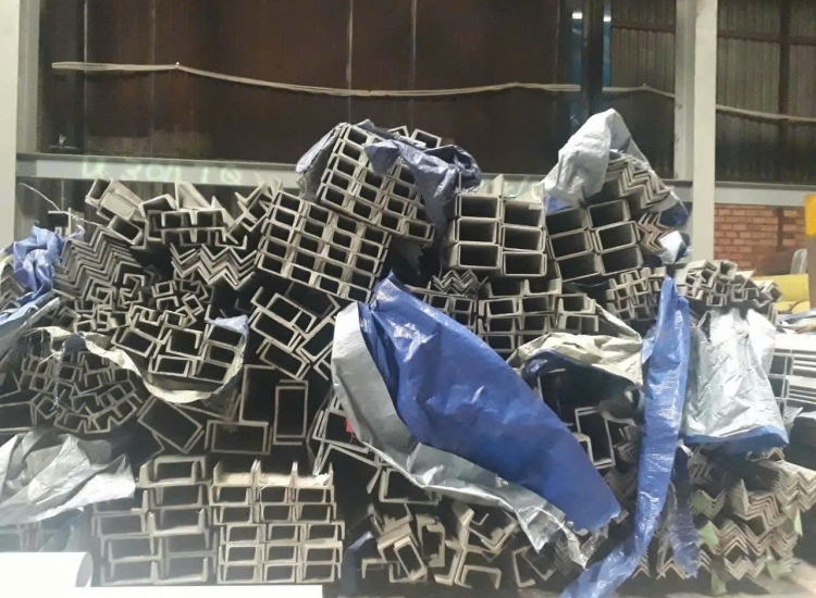 U ĐÚC INOX 304 - 140 x 58 x 6.5 x 6M