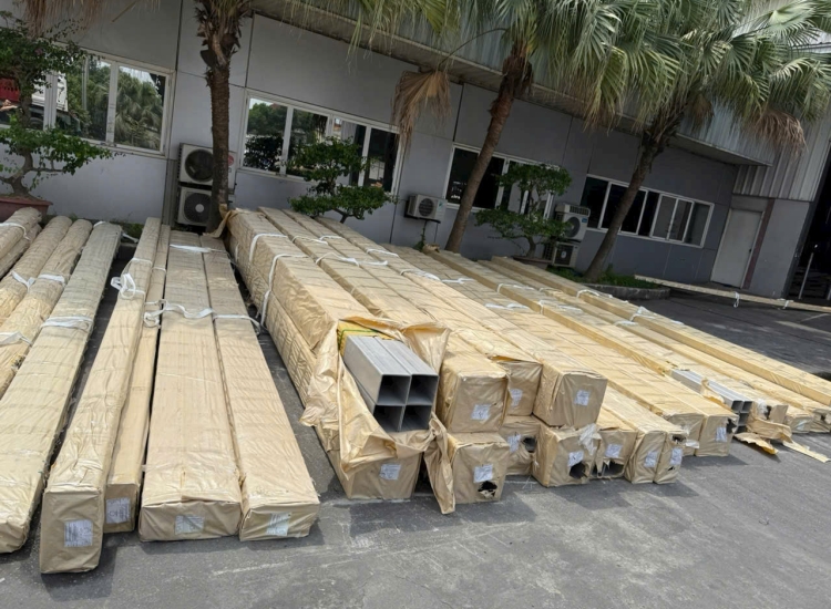 HỘP VUÔNG INOX 304/316 70 x 70 x 2.0MM