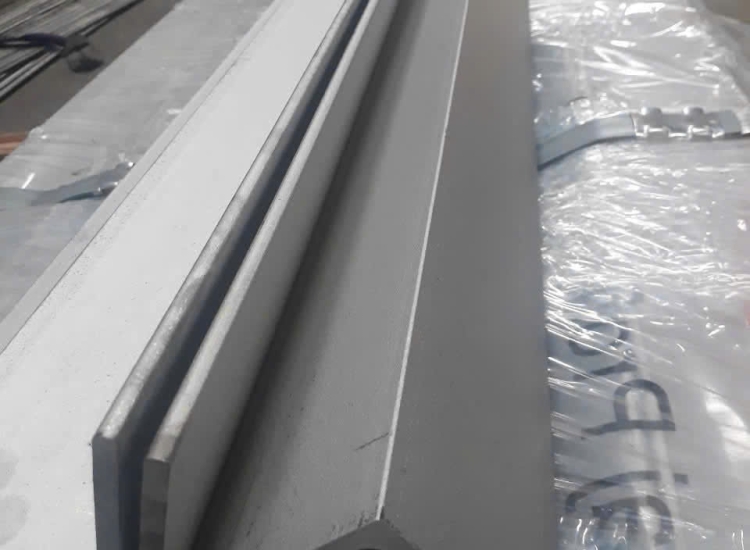 VÊ ĐÚC INOX 304: 75 x 75 x 6.0 x 6 M